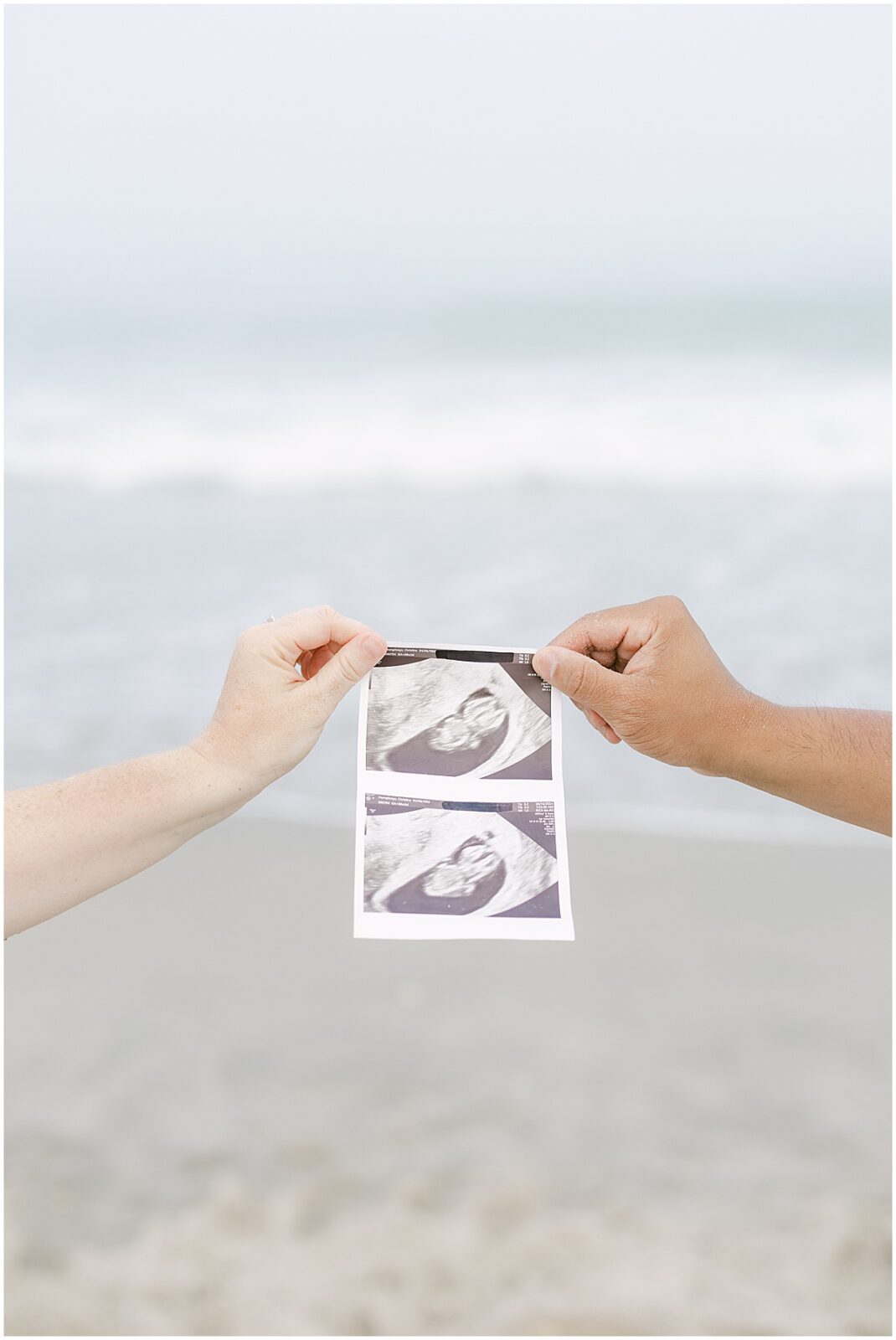 Ocean City, NJ Pregnancy Announcement | Kelly Pullman Photography